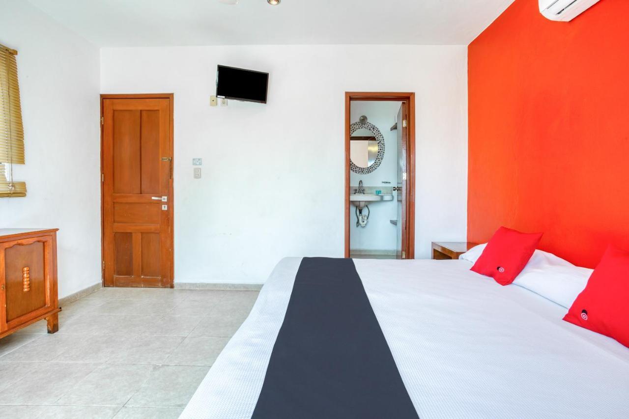 Chac Chi Hotel & Suites Isla Mujeres Exterior photo
