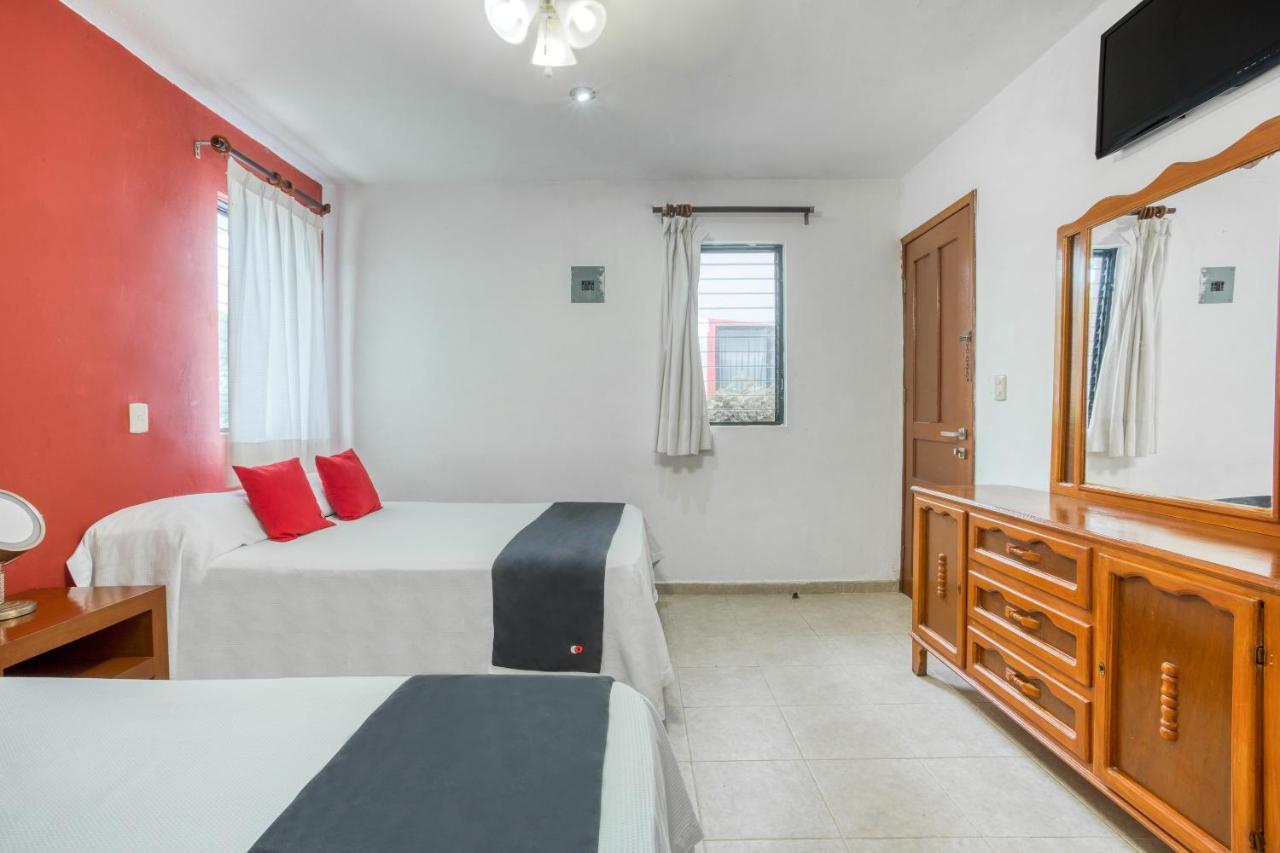 Chac Chi Hotel & Suites Isla Mujeres Exterior photo