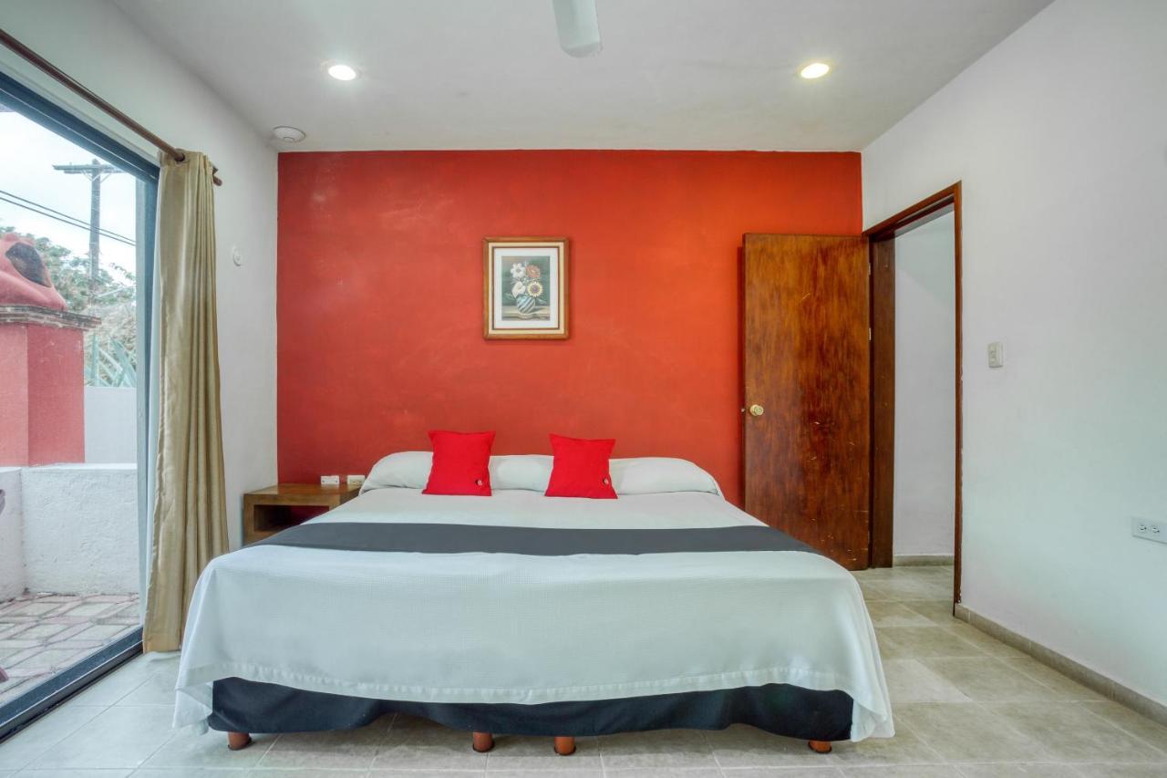 Chac Chi Hotel & Suites Isla Mujeres Exterior photo
