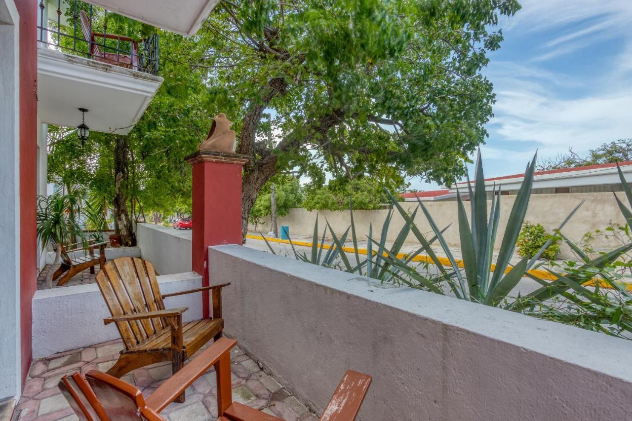 Chac Chi Hotel & Suites Isla Mujeres Exterior photo
