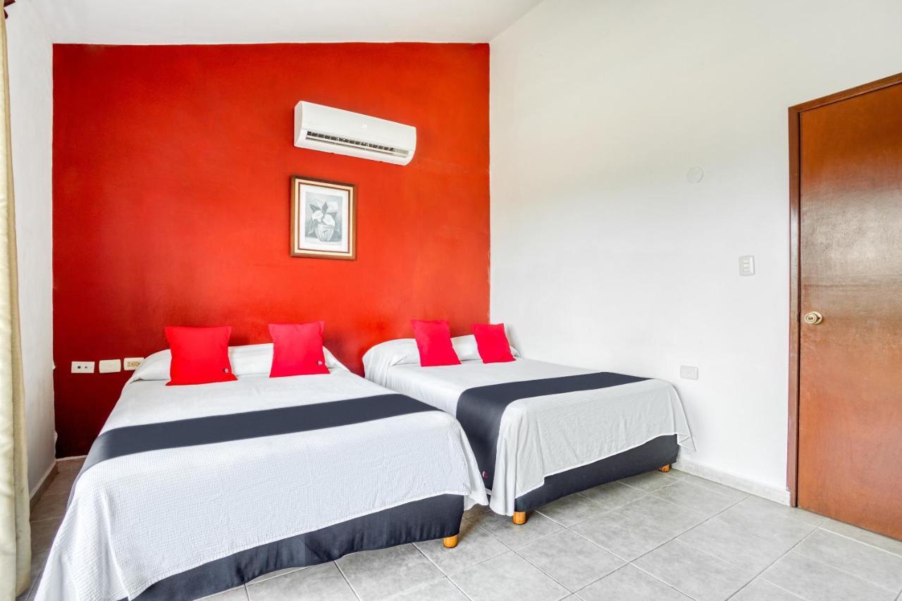 Chac Chi Hotel & Suites Isla Mujeres Exterior photo